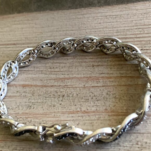 Vintage Bracelet Faux Gems Excellent Condition - Picture 11 of 12